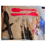 Kitchen and Homeware Lot including Living Solutions Chicken Roaster, Master Forge Chicken Roaster Set, and Various Utensils