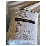 Cardinal Health Underpads, Venom Vinyl Gloves, and XL Hospital Gowns/Coveralls