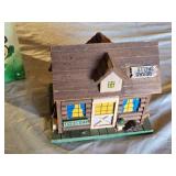 Wooden Birdhouse and Decorative Cabin Birdhouse