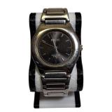 Vintage 1990s Fossil Relic stainless steel quartz analog wristwatch.