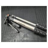 Manfrotto Compact Aluminum Tripod