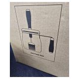 Basting pot Small Ice Cube Tray Grinder