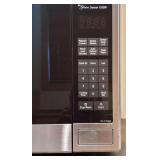 LL - Panasonic NN-SU686S Genius Sensor 1100W Microwave