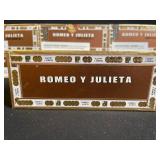 Romeo y Julieta Cedro Deluxe No. 2 - 25-Cigars Cedar Box Set