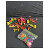 Coin Construction Dune Buggy Kit - 600+ Color-Coded Clips Included
