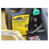 McCulloch Eager Beaver 3.7 ci Chainsaw w/ 16" Bar & Original Case