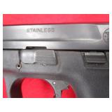 Smith & Wesson M&P40 40S&W Pistol