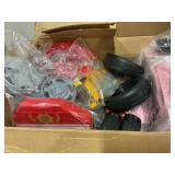 Qaba 12V Ride on Fire Truck with Siren, Flashing Lights Fire Extinguisher, Soft Start, Horn Music, Red