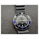 Casio MDV106 Series Blue/Black Unidirectional Bezel Dive Watch | 200M WR | Stainless Steel Case | Resin Band | 2 Hand Analog (HR, Min, SEC) | Date Display | Screw Down Crown/Screw Down Caseback | 3 Ye