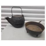 Cast Iron Kettle & Skillet Set - Vintage 2-Piece