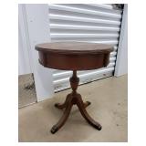 Round Wooden Pedestal Table with 3 Carved Legs - Vintage