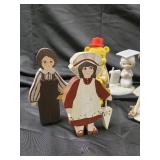 Vintage Ceramic Figurines Lot - 14 Pieces (Pooh Bear, Wedding Couple, Stagecoach)