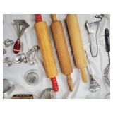 Mirro Cooky Press Cookie Press - 12 Shapes - Vintage Kitchen Tools Lot