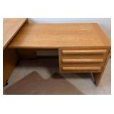 UL - Two-Piece Oak Desk - L-Shape with 3-Drawer Pedestal