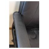 UL - Leather Rolling Office Chair with Armrests - Black, Adjustable Height