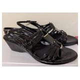 UL - Sandals - Women