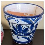 ML - Delft-Style Blue & White Ceramic Planters - 3-Piece Set (Koi & Floral Motifs)