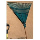 G - Toro Power Sweep Electric Blower Model 51585 - Yard Tools Bundle: Ladder, Rakes, Shovels