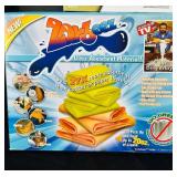 B1 - RCA RP5400 Alarm Clock, Fiskars Pruner, Stanley Headlamp HL15, 3M Aura N95 (20-pack), Zorb-Eel Ultra-Absorbent Towels