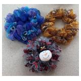 P - Holiday Wreaths - 3 Festive Mesh Wreaths