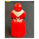 Vintage Figurines Inc Aunt Jamima, Universal Camwood Ivory Plate, and Allertons Collectible Shaker Lot