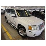 2007 GMC Envoy Denali 4x4