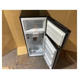 Vissani 7.2 cu. ft. Top Freezer Refrigerator in Fingerprint Resistant Stainless Steel Look