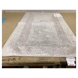 Tommy Bahama - Rug, Super Soft Yarn-Dyed Cotton Bath Rug, Highly Absorbent & Machine Washable Bath Mat (Long Branch Pelican Grey, 21" x 34")