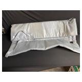 Gray Seat Pad with Center Hole and Straps