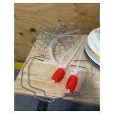 Dyna-Glo Lot of 2- WK95C8 Kerosene Heaters