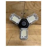 Versa Beam Swivel garage and ceiling light (untested)