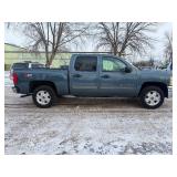 2013 CHEVROLET SILVERADO 1500 LT *2 Owner | 4x4 | No Accidents* (NO RESERVE)
