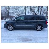 2012 CHRYSLER TOWN AND COUNTRY TOURING-L *132k Miles* (NO RESERVE)