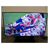 65" VIZIO SMARTCast E-Series E65u-D3 4K UHD LED Home Theater TV / Display with Scratch On Screen - includes Remote Control and HDMI Cables