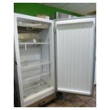 Arctic Air Singe Door Refrigerator