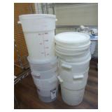 24 Quart Food Containers with Lids