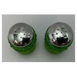 RARE FENTON Emerald Green Hobnail Glass Salt & Pepper Shakers With Metal Tops 3"