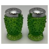 RARE FENTON Emerald Green Hobnail Glass Salt & Pepper Shakers With Metal Tops 3"