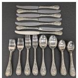 Vintage Supreme Wildflowers S/S Flatware - 43-Pc Set