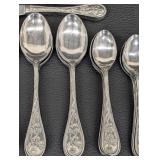 Vintage Supreme Wildflowers S/S Flatware - 43-Pc Set