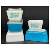 Pyrex Butterprint Rooster Pattern Set – Vintage White & Teal (5-Piece)