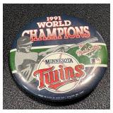 Minnesota Twins World Champions Pins Lot - 1991 World Series/2001 Season (5 Pins)
