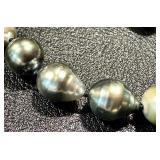 18 Inch Tahitian Baroque Pearl Necklace with 14K White Gold Diamond Clasp