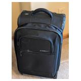 UL - 4-Piece Black Luggage Set - DELSEY, Swiss Gear & Polo Sport Travel Bags