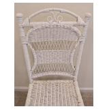 LL - Vintage White Wicker Chair