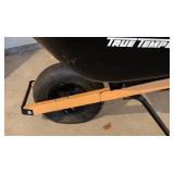 G - True Temper Wheelbarrow & Scotts SpeedyGreen 2000 Spreader