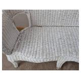 UL - White Wicker Sofa