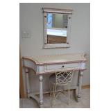 UL - Vintage Vanity Set with Mirror