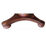 DR - Gorgeous Dining Table with Leaf