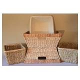 O -Set of Five Decorative Wicker Baskets